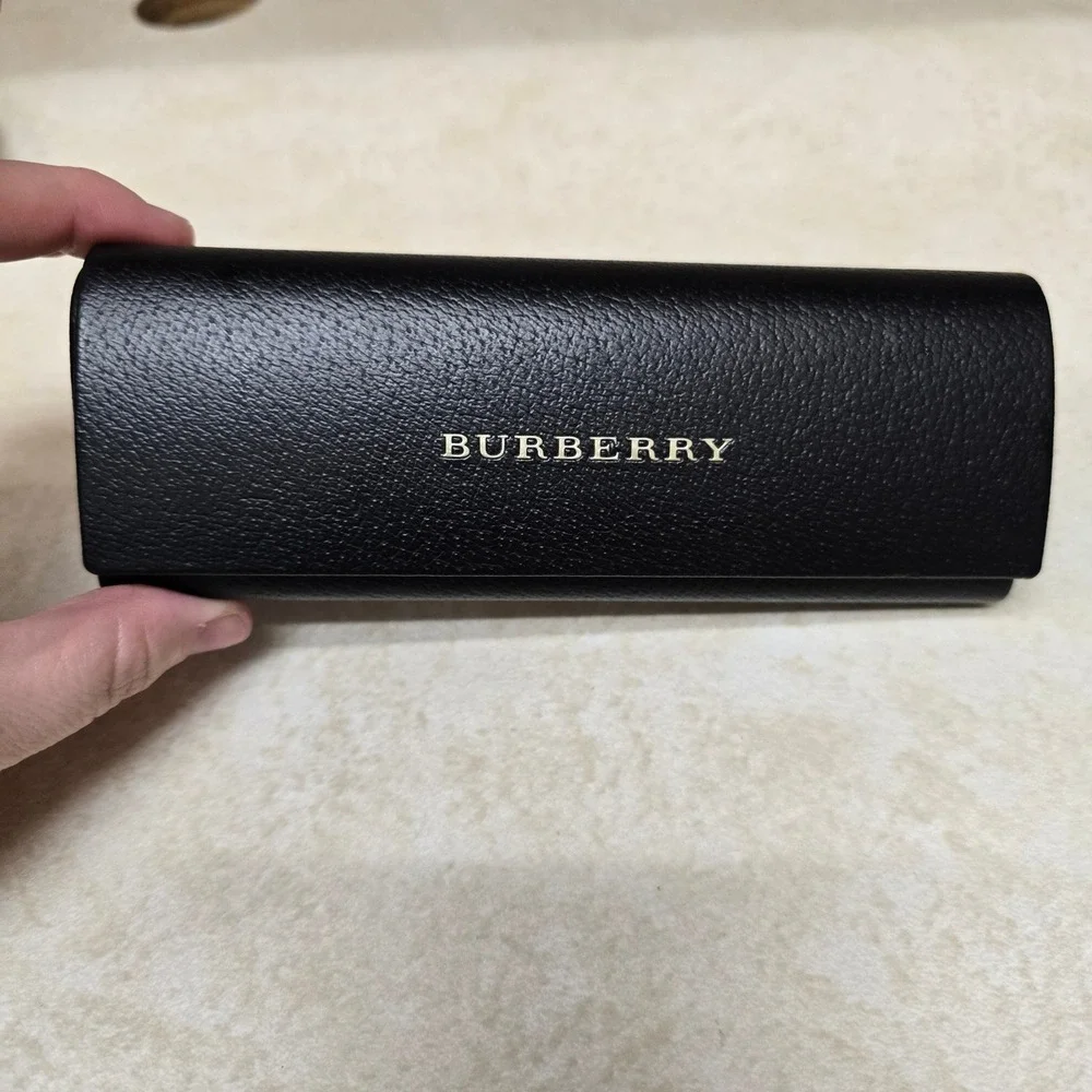 Burberry Black Textured Hard Shell Sunglasses Eyeglasses Case Gold Logo